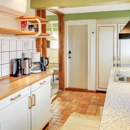 Hébergement de vacances Eduard - 4-3km From The Sea By Interhome